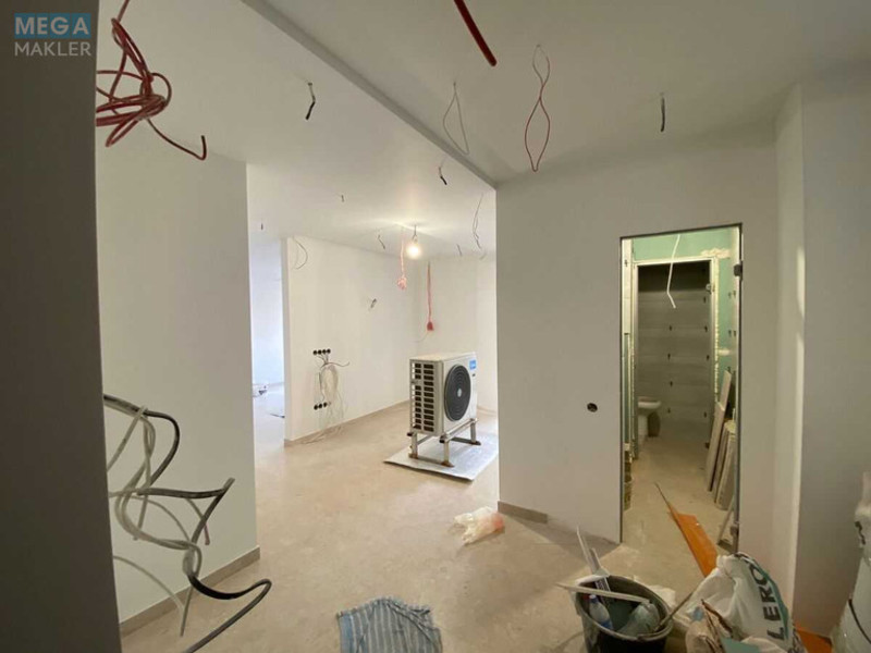 Продаж комерційної нерухомості, 74 кв.м, под офис, <a class="location-link" href="/kiev/" title="Недвижимость Київ">Київ</a>, <a class="location-link" href="/kiev/solomenskij/" title="Недвижимость Солом'янський район">Солом'янський р-н</a>, Митрополита Василя Липківського вул., 33а (изображение 14)
