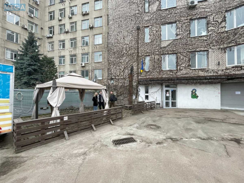 Продаж комерційної нерухомості, 433 кв.м, под офис, <a class="location-link" href="/kiev/" title="Недвижимость Київ">Київ</a>, <a class="location-link" href="/kiev/podolskij/" title="Недвижимость Подільський район">Подільський р-н</a>, Кирилівська вул., 160 (изображение 2)