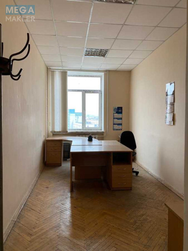 Продаж комерційної нерухомості, 433 кв.м, под офис, <a class="location-link" href="/kiev/" title="Недвижимость Київ">Київ</a>, <a class="location-link" href="/kiev/podolskij/" title="Недвижимость Подільський район">Подільський р-н</a>, Кирилівська вул., 160 (изображение 4)