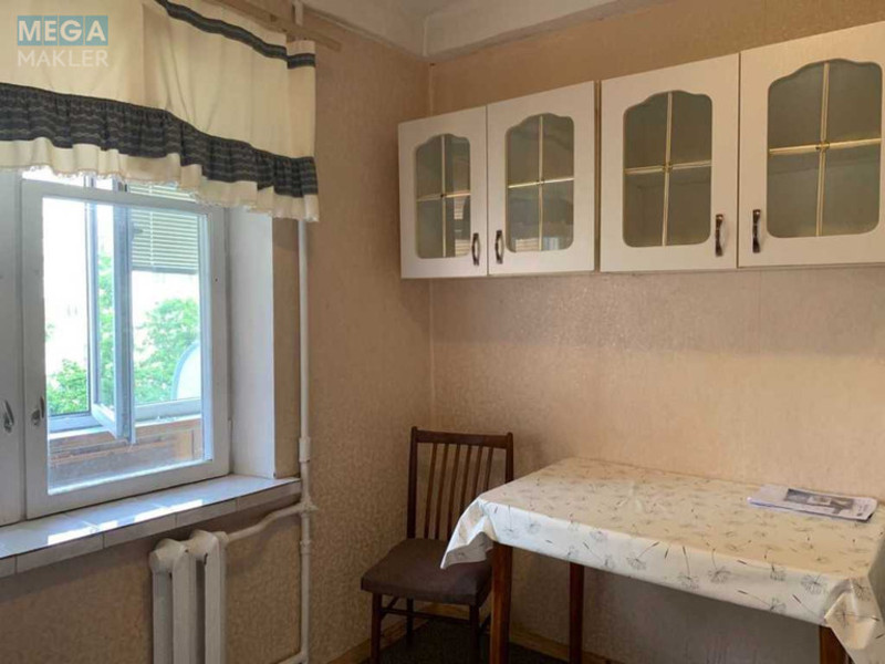 Оренда 2 кімнатної квартири, <a class="location-link" href="/kiev/" title="Недвижимость Київ">Київ</a>, <a class="location-link" href="/kiev/shevchenkovskij/" title="Недвижимость Шевченківський район">Шевченківський р-н</a>, Перемоги просп., 23 (изображение 2)