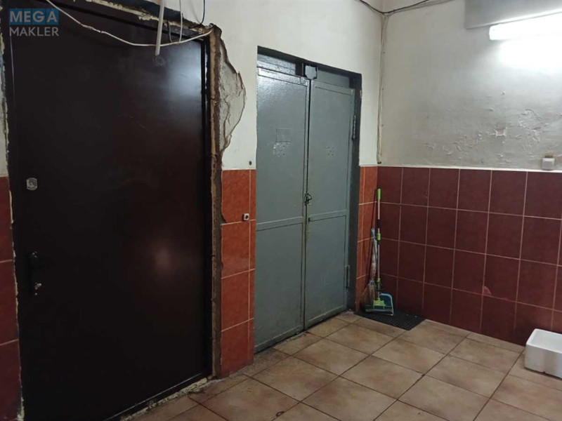 Оренда окремої будівлі/побудови, 121 кв.м, под производство, <a class="location-link" href="/kiev/" title="Недвижимость Київ">Київ</a>, <a class="location-link" href="/kiev/solomenskij/" title="Недвижимость Солом'янський район">Солом'янський р-н</a>, Вокзальная пл., 3 (изображение 11)