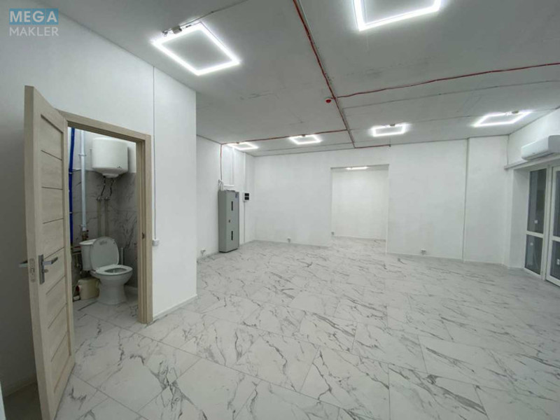 Оренда комерційної нерухомості, 94 кв.м, под магазин, <a class="location-link" href="/kiev/" title="Недвижимость Київ">Київ</a>, <a class="location-link" href="/kiev/goloseevskij/" title="Недвижимость Голосіївський район">Голосіївський р-н</a>, Михайла Максимовича вул., 26 (изображение 3)