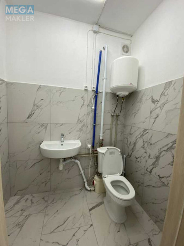 Оренда комерційної нерухомості, 94 кв.м, под магазин, <a class="location-link" href="/kiev/" title="Недвижимость Київ">Київ</a>, <a class="location-link" href="/kiev/goloseevskij/" title="Недвижимость Голосіївський район">Голосіївський р-н</a>, Михайла Максимовича вул., 26 (изображение 6)