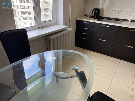 Оренда 3 кімнатної квартири, <a class="location-link" href="/kiev/" title="Недвижимость Київ">Київ</a>, <a class="location-link" href="/kiev/darnickij/" title="Недвижимость Дарницький район">Дарницький р-н</a>, Срибнокильская ул. (изображение 2)