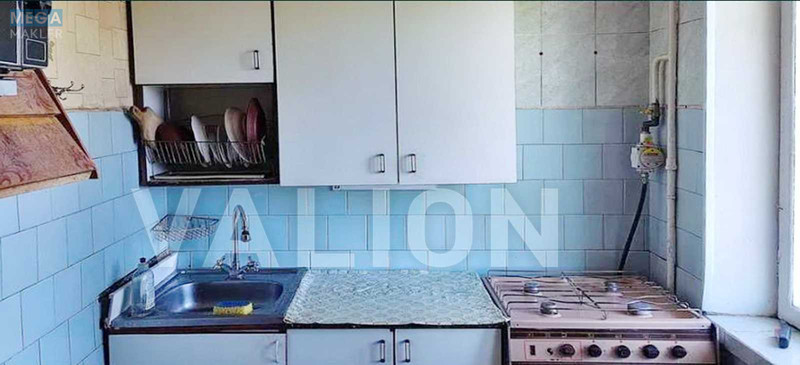 Продаж 3 кімнатної квартири (61/39/6,5), 6 пов. 9 пов. будинку, <a class="location-link" href="/kiev/" title="Недвижимость Київ">Київ</a>, <a class="location-link" href="/kiev/svyatoshinskij/" title="Недвижимость Святошинський район">Святошинський р-н</a>, Ромена Роллана бульв., 5/8 (изображение 4)