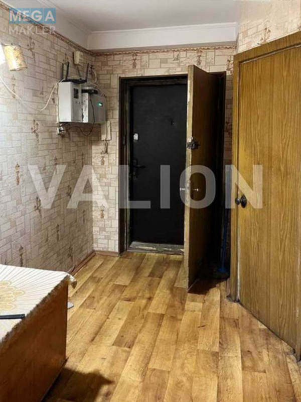 Продаж 3 кімнатної квартири (61/39/6,5), 6 пов. 9 пов. будинку, <a class="location-link" href="/kiev/" title="Недвижимость Київ">Київ</a>, <a class="location-link" href="/kiev/svyatoshinskij/" title="Недвижимость Святошинський район">Святошинський р-н</a>, Ромена Роллана бульв., 5/8 (изображение 9)