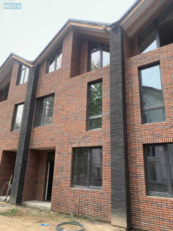 Продаж дома, 3 поверху, 179 кв.м, 5 кімнат, ділянка 1,80 сотка, <a class="location-link" href="/kiev/" title="Недвижимость Київ">Київ</a>, <a class="location-link" href="/kiev/obolonskij/" title="Недвижимость Оболонський район">Оболонський р-н</a>, Лісна вул., 81а (изображение 11)