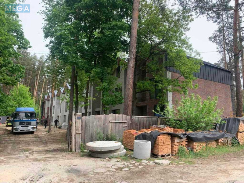 Продаж дома, 3 поверху, 179 кв.м, 5 кімнат, ділянка 1,80 сотка, <a class="location-link" href="/kiev/" title="Недвижимость Київ">Київ</a>, <a class="location-link" href="/kiev/obolonskij/" title="Недвижимость Оболонський район">Оболонський р-н</a>, Лісна вул., 81а (изображение 12)