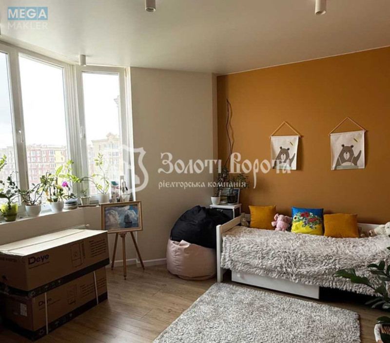 Продаж 2 кімнатної квартири (67/35/19), 8 пов. 10 пов. будинку, <a class="location-link" href="/sofievskaya-borshagovka/" title="Недвижимость Софіївська Борщагівка">Софіївська Борщагівка</a>, Зелена, 8 (изображение 3)