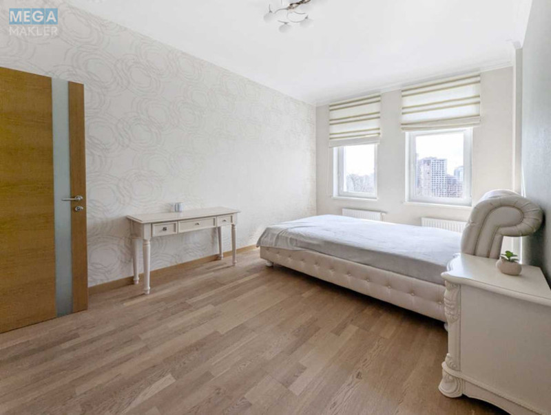 Оренда 5 кімнатної квартири, <a class="location-link" href="/kiev/" title="Недвижимость Київ">Київ</a>, <a class="location-link" href="/kiev/pecherskij/" title="Недвижимость Печерський район">Печерський р-н</a>, Звіринецька вул., 47 (изображение 15)