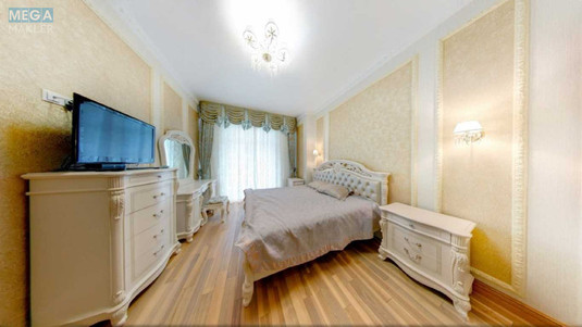 Оренда 3 кімнатної квартири, <a class="location-link" href="/kiev/" title="Недвижимость Київ">Київ</a>, <a class="location-link" href="/kiev/pecherskij/" title="Недвижимость Печерський район">Печерський р-н</a>, Крещатик ул., 27б (изображение 7)