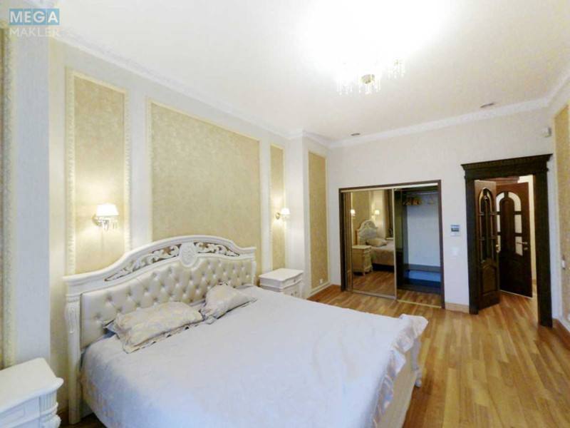 Оренда 3 кімнатної квартири, <a class="location-link" href="/kiev/" title="Недвижимость Київ">Київ</a>, <a class="location-link" href="/kiev/pecherskij/" title="Недвижимость Печерський район">Печерський р-н</a>, Крещатик ул., 27б (изображение 8)
