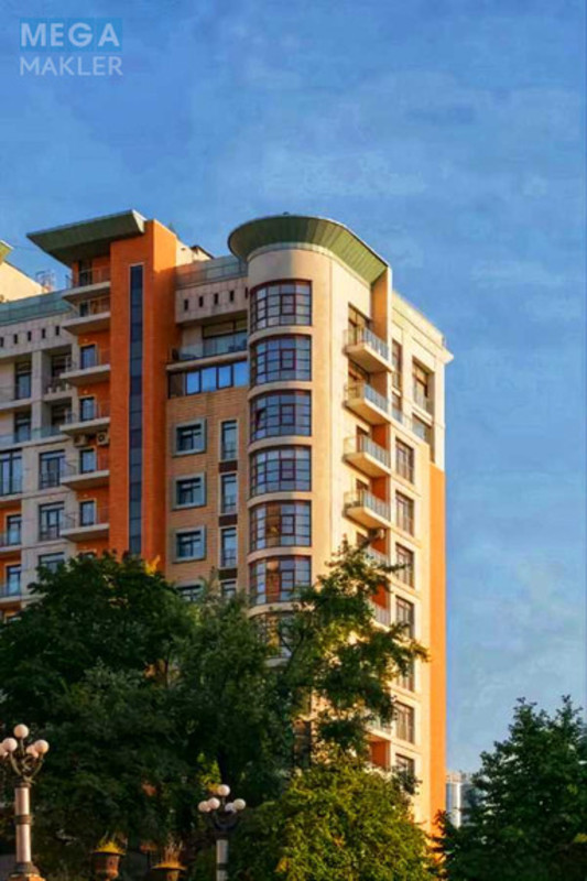 Оренда 3 кімнатної квартири, <a class="location-link" href="/kiev/" title="Недвижимость Київ">Київ</a>, <a class="location-link" href="/kiev/pecherskij/" title="Недвижимость Печерський район">Печерський р-н</a>, Крещатик ул., 27б (изображение 16)