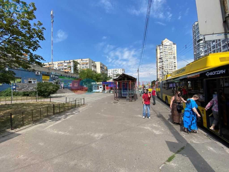 Продаж комерційної нерухомості, 373 кв.м, под магазин, <a class="location-link" href="/kiev/" title="Недвижимость Київ">Київ</a>, <a class="location-link" href="/kiev/obolonskij/" title="Недвижимость Оболонський район">Оболонський р-н</a>, Героїв Сталінграду просп., 65 (изображение 14)