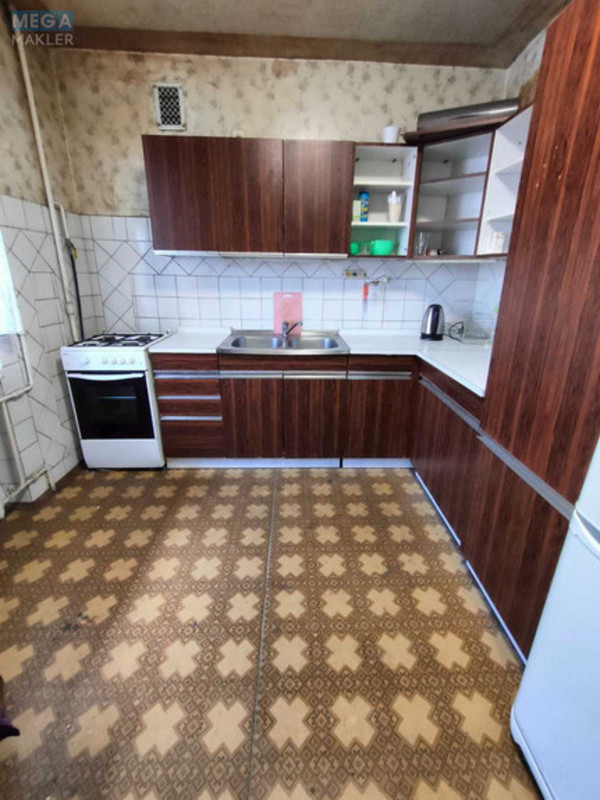 Оренда 2 кімнатної квартири, <a class="location-link" href="/kiev/" title="Недвижимость Київ">Київ</a>, <a class="location-link" href="/kiev/shevchenkovskij/" title="Недвижимость Шевченківський район">Шевченківський р-н</a>, Вячеслава Чорновола вул., 33/30 (изображение 2)