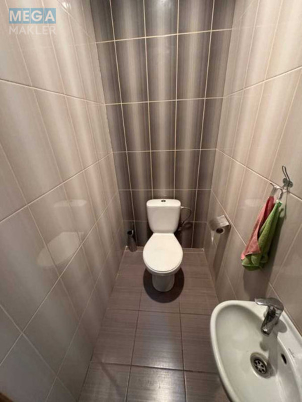 Продаж комерційної нерухомості, 32 кв.м, под офис, <a class="location-link" href="/kiev/" title="Недвижимость Київ">Київ</a>, <a class="location-link" href="/kiev/podolskij/" title="Недвижимость Подільський район">Подільський р-н</a>, Нижній Вал вул., 15 (изображение 6)