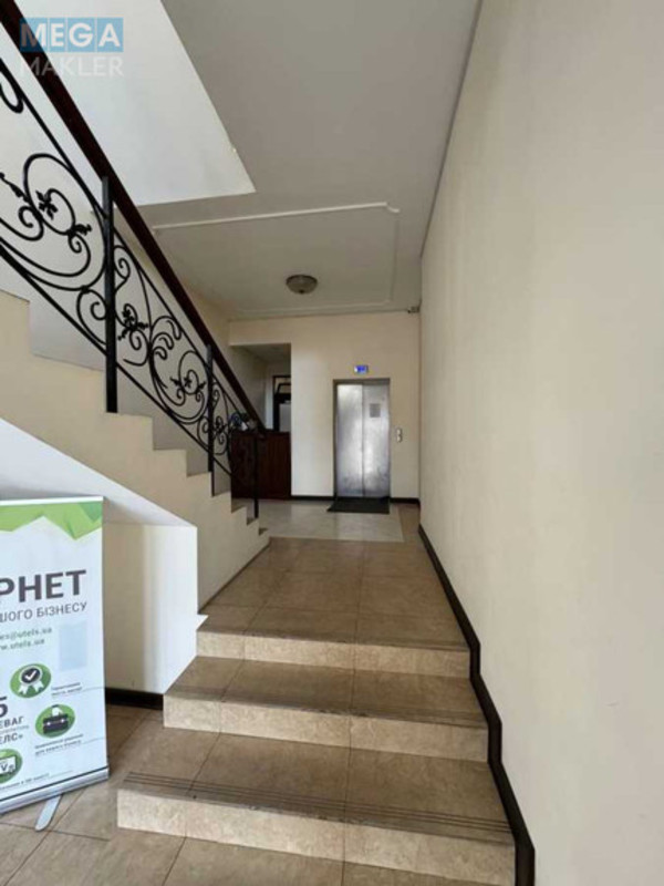 Продаж комерційної нерухомості, 32 кв.м, под офис, <a class="location-link" href="/kiev/" title="Недвижимость Київ">Київ</a>, <a class="location-link" href="/kiev/podolskij/" title="Недвижимость Подільський район">Подільський р-н</a>, Нижній Вал вул., 15 (изображение 7)