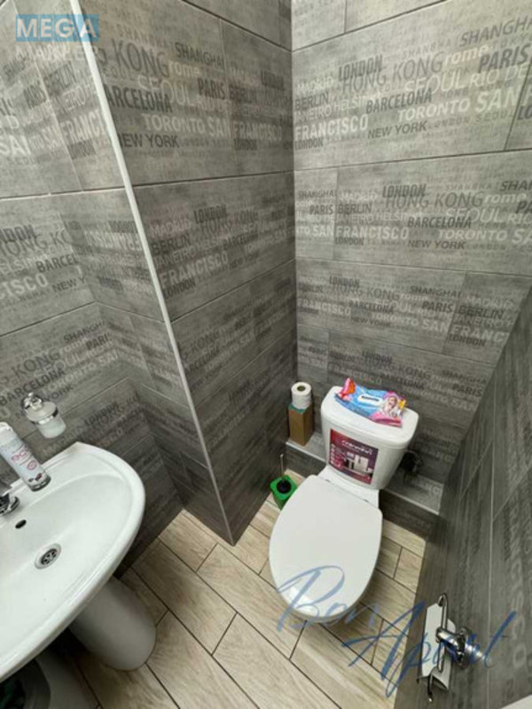 Продаж комерційної нерухомості, 125,40 кв.м, под офис, <a class="location-link" href="/kiev/" title="Недвижимость Київ">Київ</a>, <a class="location-link" href="/kiev/pecherskij/" title="Недвижимость Печерський район">Печерський р-н</a>, Андрія Верхогляда вул., 15 (изображение 9)