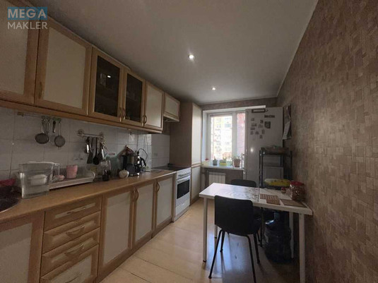 Продаж 3 кімнатної квартири (76/?/9), 4 пов. 12 пов. будинку, <a class="location-link" href="/kiev/" title="Недвижимость Київ">Київ</a>, <a class="location-link" href="/kiev/shevchenkovskij/" title="Недвижимость Шевченківський район">Шевченківський р-н</a>, Золотоустівська вул., 48 (изображение 2)