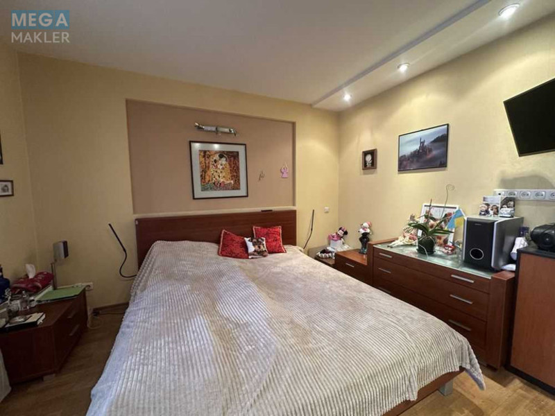 Продаж 3 кімнатної квартири (76/?/9), 4 пов. 12 пов. будинку, <a class="location-link" href="/kiev/" title="Недвижимость Київ">Київ</a>, <a class="location-link" href="/kiev/shevchenkovskij/" title="Недвижимость Шевченківський район">Шевченківський р-н</a>, Золотоустівська вул., 48 (изображение 3)
