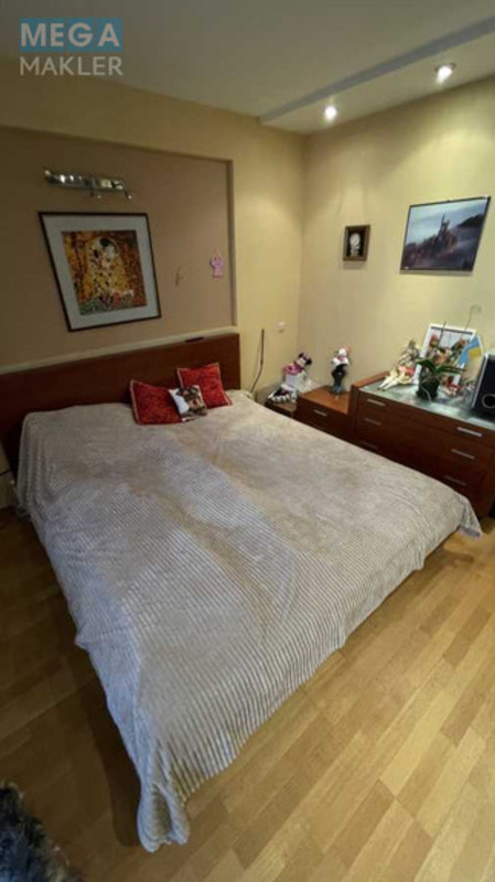 Продаж 3 кімнатної квартири (76/?/9), 4 пов. 12 пов. будинку, <a class="location-link" href="/kiev/" title="Недвижимость Київ">Київ</a>, <a class="location-link" href="/kiev/shevchenkovskij/" title="Недвижимость Шевченківський район">Шевченківський р-н</a>, Золотоустівська вул., 48 (изображение 16)