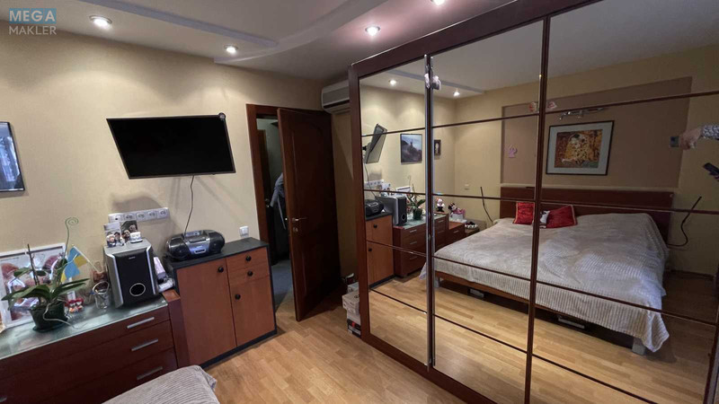 Продаж 3 кімнатної квартири (76/?/9), 4 пов. 12 пов. будинку, <a class="location-link" href="/kiev/" title="Недвижимость Київ">Київ</a>, <a class="location-link" href="/kiev/shevchenkovskij/" title="Недвижимость Шевченківський район">Шевченківський р-н</a>, Золотоустівська вул., 48 (изображение 17)