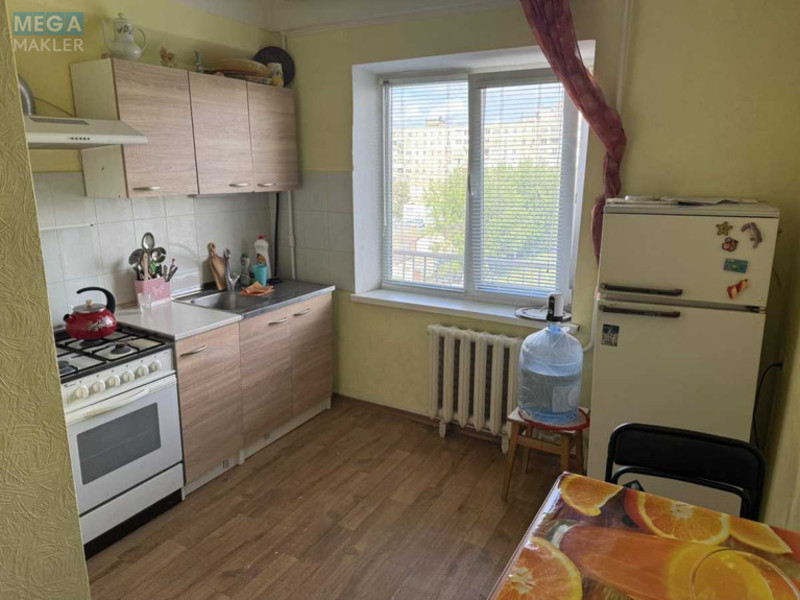 Оренда 1 кімнатної квартири, <a class="location-link" href="/kiev/" title="Недвижимость Київ">Київ</a>, <a class="location-link" href="/kiev/obolonskij/" title="Недвижимость Оболонський район">Оболонський р-н</a>, Иорданская ул., 8 (изображение 3)