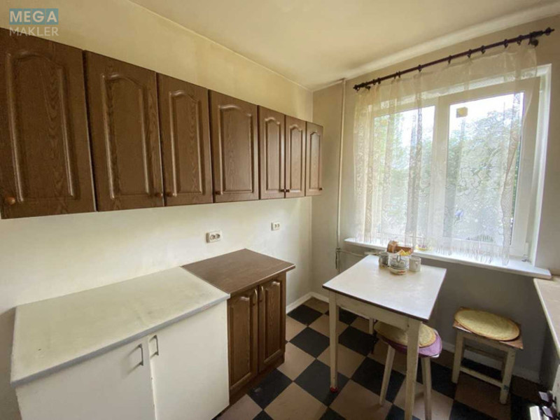 Продаж 2 кімнатної квартири (45/?/?), 4 пов. 9 пов. будинку, <a class="location-link" href="/kiev/" title="Недвижимость Київ">Київ</a>, <a class="location-link" href="/kiev/solomenskij/" title="Недвижимость Солом'янський район">Солом'янський р-н</a>, Метробудівська вул., 1/35 (изображение 12)