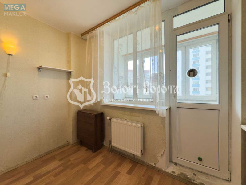 Продаж 2 кімнатної квартири (57/28/8), 9 пов. 25 пов. будинку, <a class="location-link" href="/kiev/" title="Недвижимость Київ">Київ</a>, <a class="location-link" href="/kiev/desnyanskij/" title="Недвижимость Деснянський район">Деснянський р-н</a>, Володимира Маяковського просп., 70 (изображение 10)