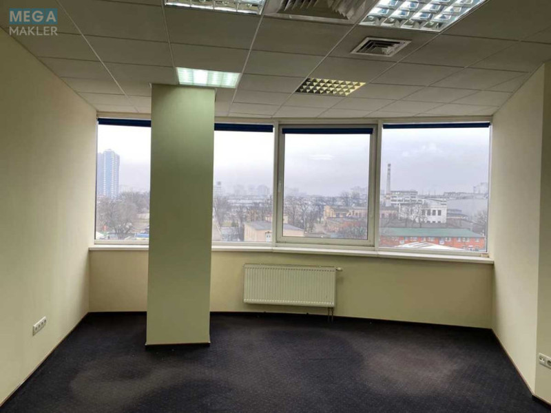Оренда комерційної нерухомості, 28 кв.м, под офис, <a class="location-link" href="/kiev/" title="Недвижимость Київ">Київ</a>, <a class="location-link" href="/kiev/dneprovskij/" title="Недвижимость Дніпровський район">Дніпровський р-н</a>, Евгения Сверстюка ул., 2А (изображение 3)