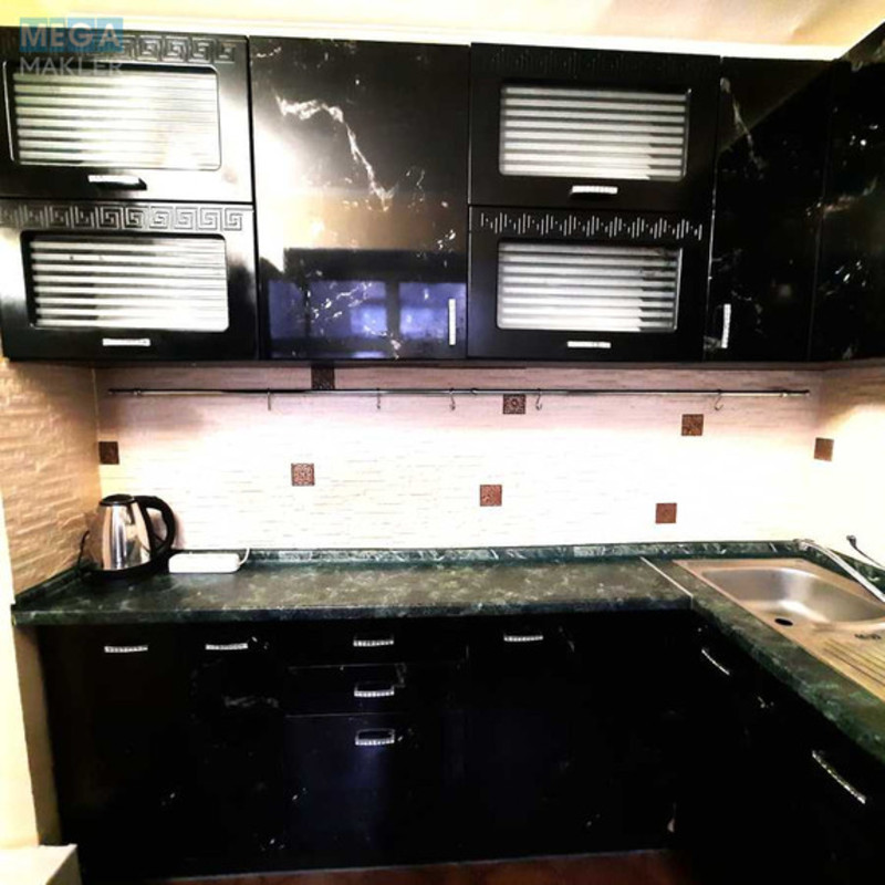 Продаж 3 кімнатної квартири (75/40/16), 3 пов. 14 пов. будинку, <a class="location-link" href="/kiev/" title="Недвижимость Київ">Київ</a>, <a class="location-link" href="/kiev/goloseevskij/" title="Недвижимость Голосіївський район">Голосіївський р-н</a>, Владимира Антоновича ул., 152 (изображение 7)