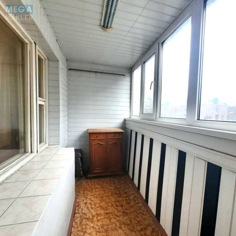 Продаж 3 кімнатної квартири (75/40/16), 3 пов. 14 пов. будинку, <a class="location-link" href="/kiev/" title="Недвижимость Київ">Київ</a>, <a class="location-link" href="/kiev/goloseevskij/" title="Недвижимость Голосіївський район">Голосіївський р-н</a>, Владимира Антоновича ул., 152 (изображение 13)