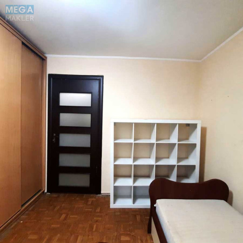 Продаж 3 кімнатної квартири (75/40/16), 3 пов. 14 пов. будинку, <a class="location-link" href="/kiev/" title="Недвижимость Київ">Київ</a>, <a class="location-link" href="/kiev/goloseevskij/" title="Недвижимость Голосіївський район">Голосіївський р-н</a>, Владимира Антоновича ул., 152 (изображение 15)