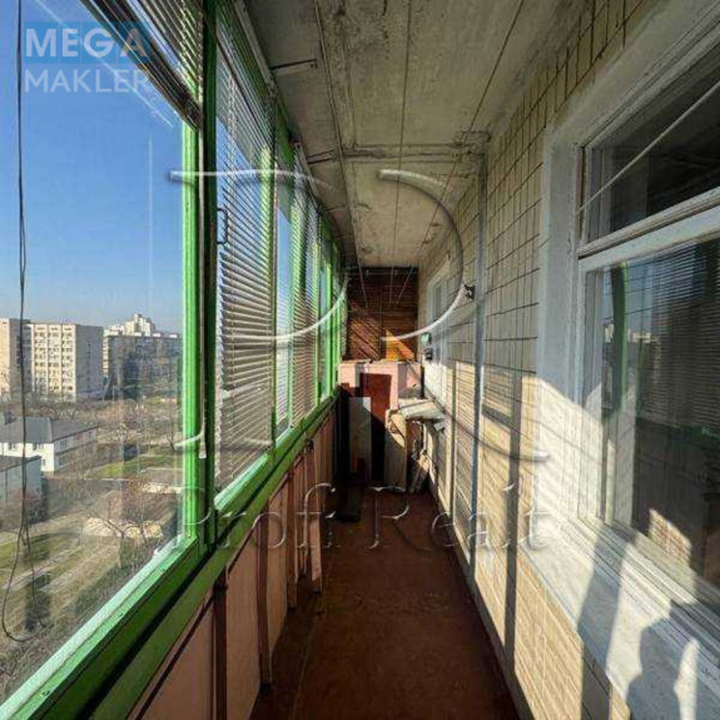 Продаж 3 кімнатної квартири (59/39/7), 9 пов. 9 пов. будинку, <a class="location-link" href="/kiev/" title="Недвижимость Київ">Київ</a>, <a class="location-link" href="/kiev/dneprovskij/" title="Недвижимость Дніпровський район">Дніпровський р-н</a>, Шумського Юрія вулиця, 4А (изображение 12)