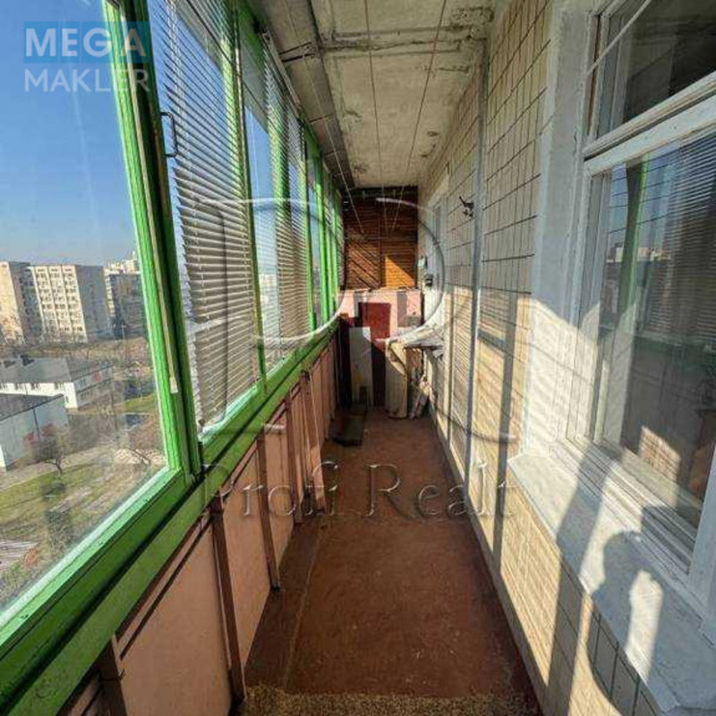 Продаж 3 кімнатної квартири (59/39/7), 9 пов. 9 пов. будинку, <a class="location-link" href="/kiev/" title="Недвижимость Київ">Київ</a>, <a class="location-link" href="/kiev/dneprovskij/" title="Недвижимость Дніпровський район">Дніпровський р-н</a>, Шумського Юрія вулиця, 4А (изображение 20)