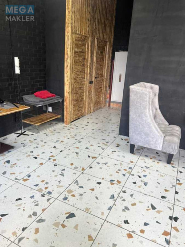 Оренда комерційної нерухомості, 65 кв.м, под магазин, <a class="location-link" href="/kiev/" title="Недвижимость Київ">Київ</a>, <a class="location-link" href="/kiev/darnickij/" title="Недвижимость Дарницький район">Дарницький р-н</a>, Канальная ул., 8-Б (изображение 6)