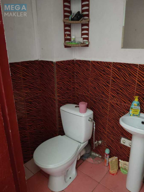 Оренда дома, <a class="location-link" href="/kiev/" title="Недвижимость Київ">Київ</a>, <a class="location-link" href="/kiev/podolskij/" title="Недвижимость Подільський район">Подільський р-н</a>, Полкова вул. (изображение 5)