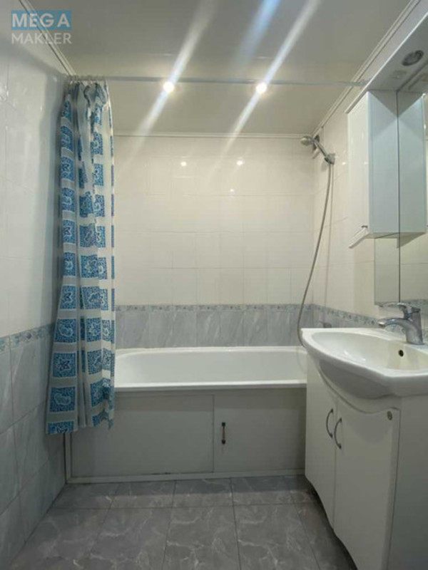 Продаж 2 кімнатної квартири (56/?/8), 11 пов. 16 пов. будинку, <a class="location-link" href="/kiev/" title="Недвижимость Київ">Київ</a>, <a class="location-link" href="/kiev/desnyanskij/" title="Недвижимость Деснянський район">Деснянський р-н</a>, Николая Лаврухина ул., 15/46 (изображение 6)