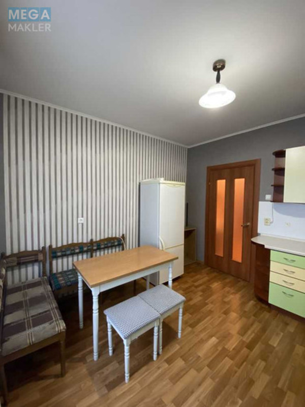 Оренда 2 кімнатної квартири, <a class="location-link" href="/kiev/" title="Недвижимость Київ">Київ</a>, <a class="location-link" href="/kiev/darnickij/" title="Недвижимость Дарницький район">Дарницький р-н</a>, Елены Пчилки ул., 4 (изображение 3)