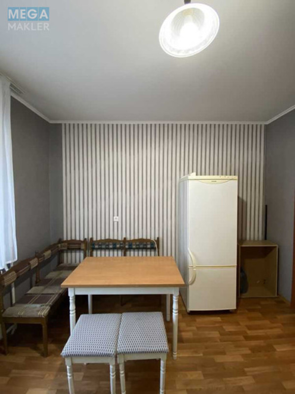 Оренда 2 кімнатної квартири, <a class="location-link" href="/kiev/" title="Недвижимость Київ">Київ</a>, <a class="location-link" href="/kiev/darnickij/" title="Недвижимость Дарницький район">Дарницький р-н</a>, Елены Пчилки ул., 4 (изображение 4)