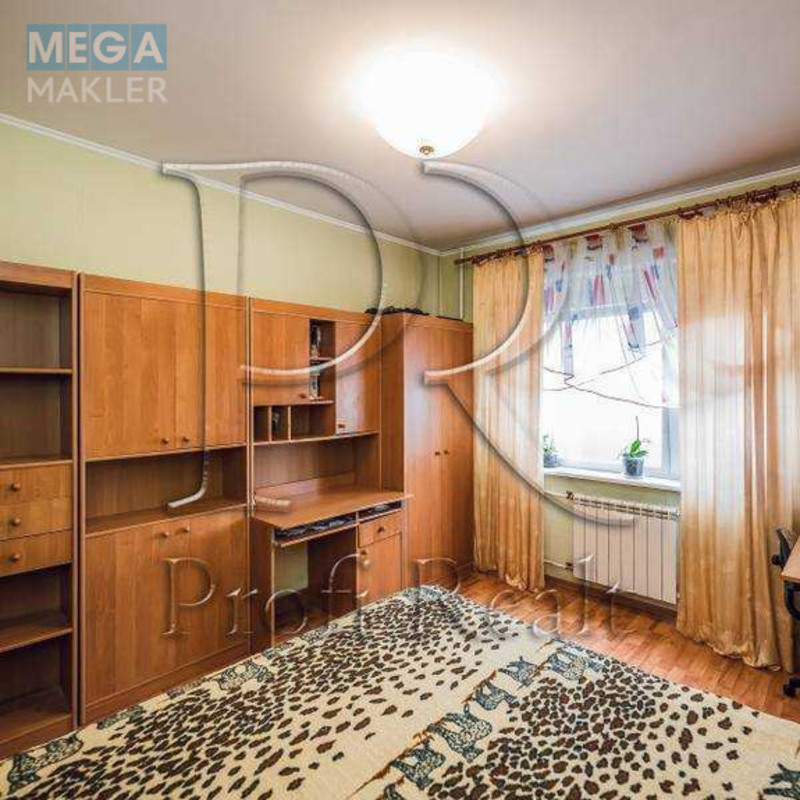 Продаж 3 кімнатної квартири (72/42/8), 16 пов. 18 пов. будинку, <a class="location-link" href="/kiev/" title="Недвижимость Київ">Київ</a>, <a class="location-link" href="/kiev/goloseevskij/" title="Недвижимость Голосіївський район">Голосіївський р-н</a>, Глушкова Академіка проспект, 45 (изображение 5)