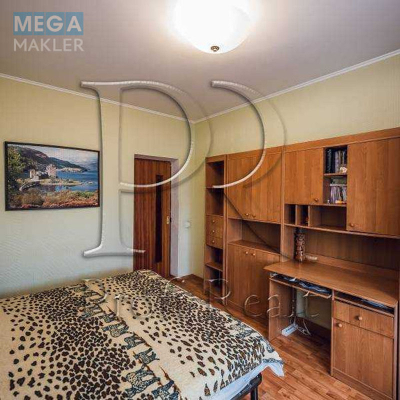 Продаж 3 кімнатної квартири (72/42/8), 16 пов. 18 пов. будинку, <a class="location-link" href="/kiev/" title="Недвижимость Київ">Київ</a>, <a class="location-link" href="/kiev/goloseevskij/" title="Недвижимость Голосіївський район">Голосіївський р-н</a>, Глушкова Академіка проспект, 45 (изображение 6)