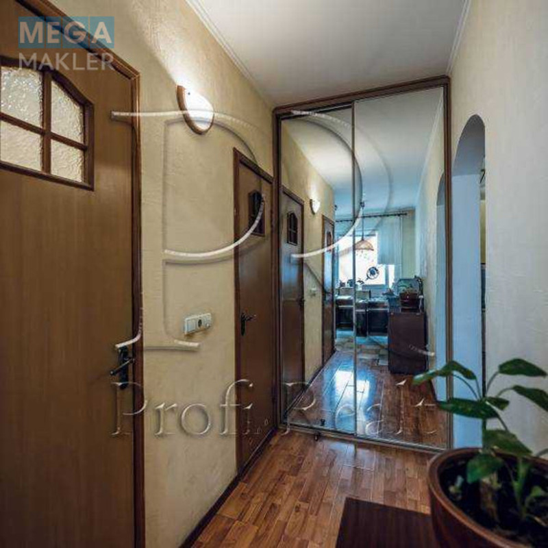 Продаж 3 кімнатної квартири (72/42/8), 16 пов. 18 пов. будинку, <a class="location-link" href="/kiev/" title="Недвижимость Київ">Київ</a>, <a class="location-link" href="/kiev/goloseevskij/" title="Недвижимость Голосіївський район">Голосіївський р-н</a>, Глушкова Академіка проспект, 45 (изображение 18)