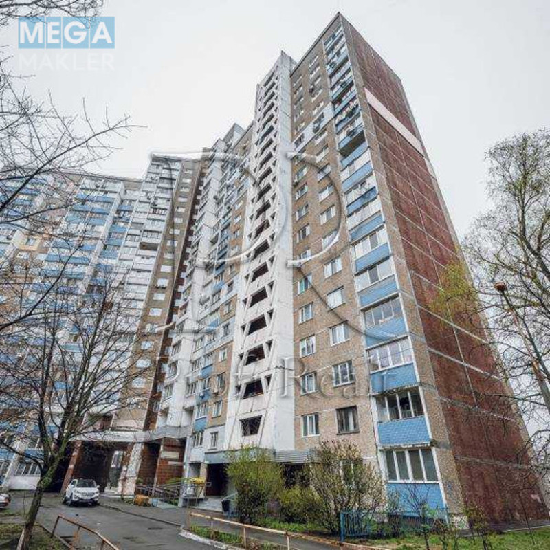 Продаж 3 кімнатної квартири (72/42/8), 16 пов. 18 пов. будинку, <a class="location-link" href="/kiev/" title="Недвижимость Київ">Київ</a>, <a class="location-link" href="/kiev/goloseevskij/" title="Недвижимость Голосіївський район">Голосіївський р-н</a>, Глушкова Академіка проспект, 45 (изображение 19)