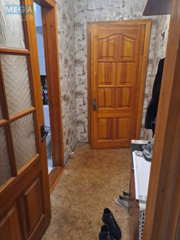 Продаж 3 кімнатної квартири (57/42/7), 3 пов. 5 пов. будинку, <a class="location-link" href="/kiev/" title="Недвижимость Київ">Київ</a>, <a class="location-link" href="/kiev/shevchenkovskij/" title="Недвижимость Шевченківський район">Шевченківський р-н</a>, Олени Теліги вул., 19/2 (изображение 5)