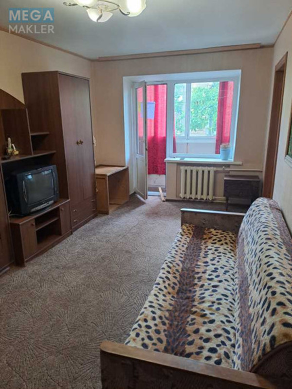 Продаж 3 кімнатної квартири (57/42/7), 3 пов. 5 пов. будинку, <a class="location-link" href="/kiev/" title="Недвижимость Київ">Київ</a>, <a class="location-link" href="/kiev/shevchenkovskij/" title="Недвижимость Шевченківський район">Шевченківський р-н</a>, Олени Теліги вул., 19/2 (изображение 6)