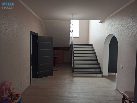 Продаж дома, 2&nbsp;поверху, 404&nbsp;кв.м, 7&nbsp;кімнат, ділянка 14&nbsp;соток, <a class="location-link" href="/zdvizhovka/" title="Недвижимость Здвижівка">Здвижівка</a>, Покровська, 15В (изображение 14)