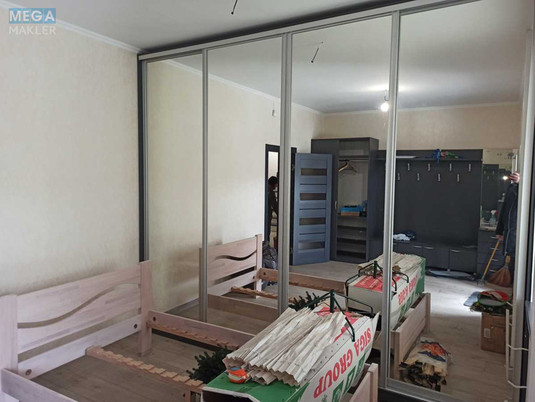 Продаж дома, 2&nbsp;поверху, 404&nbsp;кв.м, 7&nbsp;кімнат, ділянка 14&nbsp;соток, <a class="location-link" href="/zdvizhovka/" title="Недвижимость Здвижівка">Здвижівка</a>, Покровська, 15В (изображение 22)