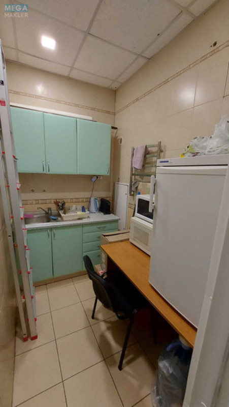 Оренда комерційної нерухомості, 35 кв.м, под офис, <a class="location-link" href="/kiev/" title="Недвижимость Київ">Київ</a>, <a class="location-link" href="/kiev/pecherskij/" title="Недвижимость Печерський район">Печерський р-н</a>, Еспланадна вул., 28 (изображение 4)