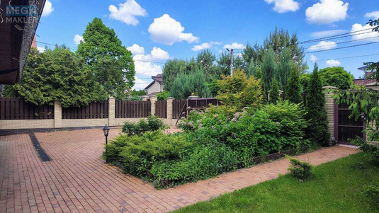 Продаж дома, 3&nbsp;поверху, 495&nbsp;кв.м, 5&nbsp;кімнат, ділянка 13&nbsp;соток, <a class="location-link" href="/lesniki-selo/" title="Недвижимость Лісники">Лісники</a>, Стешки (изображение 5)